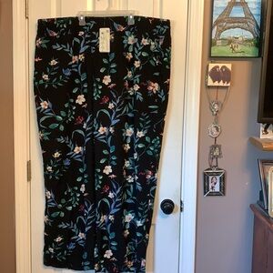 Black floral lightweight pants